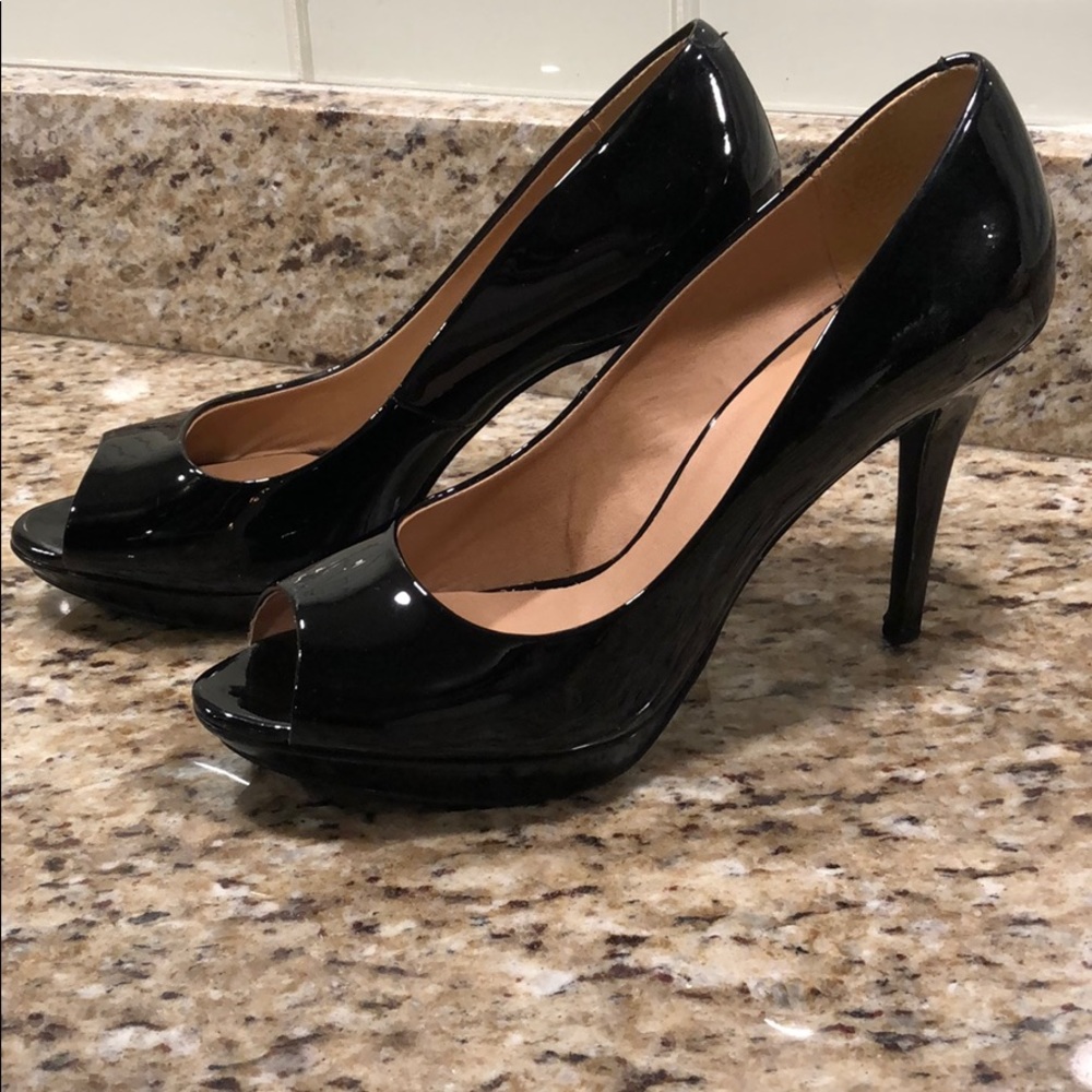 Saks Fifth Avenue Peep Toe